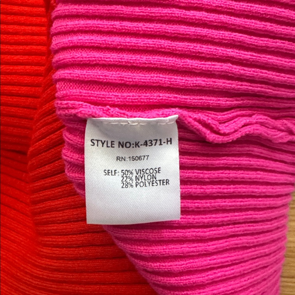 Strut & Bolt Button Up Color Block Ribbed Cardigan Large Pink Red Valentines - Picture 8 of 8
